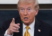 ترامب يعتزم تصنيف جماعة الإخوان المسلمين منظمة إرهابية أجنبية ترامب يعتزم تصنيف جماعة الإخوان المسلمين منظمة إرهابية أجنبية