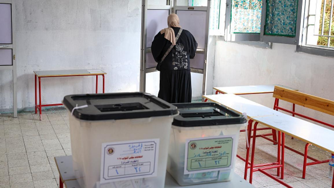 مرشحو المعارضة المصرية يتورطون في الرُّشا الانتخابية مرشحو المعارضة المصرية يتورطون في الرُّشا الانتخابية