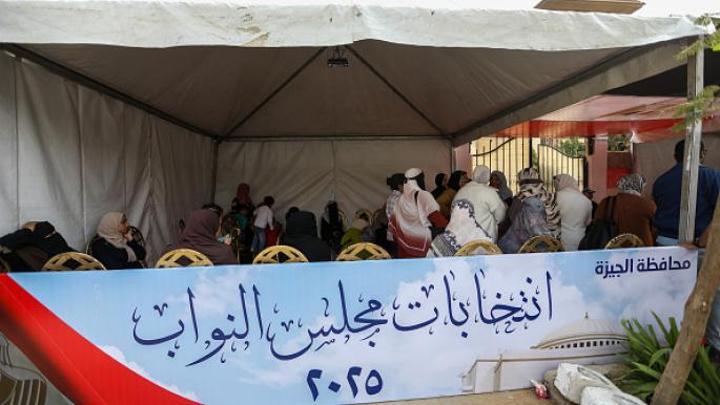 النظام المصري يحتفي بفوز رموز المعارضة الشكلية في انتخابات النواب النظام المصري يحتفي بفوز رموز المعارضة الشكلية في انتخابات النواب