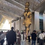 إقبال كبير من أنحاء العالم لزيارة المتحف الكبير إقبال كبير من أنحاء العالم لزيارة المتحف الكبير