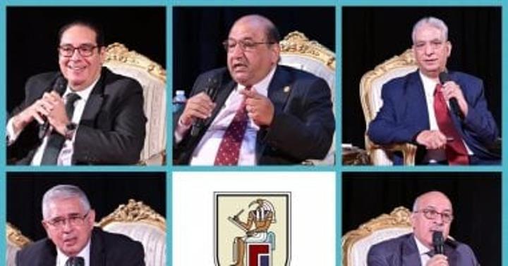 جامعة القاهرة تبدأ تدشين متحفها جامعة القاهرة تبدأ تدشين متحفها