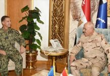 الجيش المصري والقيادة الأمريكية يبحثان جهود تنفيذ اتفاق غزة الجيش المصري والقيادة الأمريكية يبحثان جهود تنفيذ اتفاق غزة