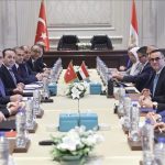 تفاهم تركي مصري لتشغيل خط “رورو” لدعم التجارة الثنائية تفاهم تركي مصري لتشغيل خط "رورو" لدعم التجارة الثنائية