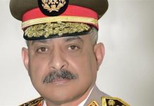 وزير الدفاع والفريق أحمد خليفة يعقدان عددًا من اللقاءات الثنائية وزير الدفاع والفريق أحمد خليفة يعقدان عددًا من اللقاءات الثنائية