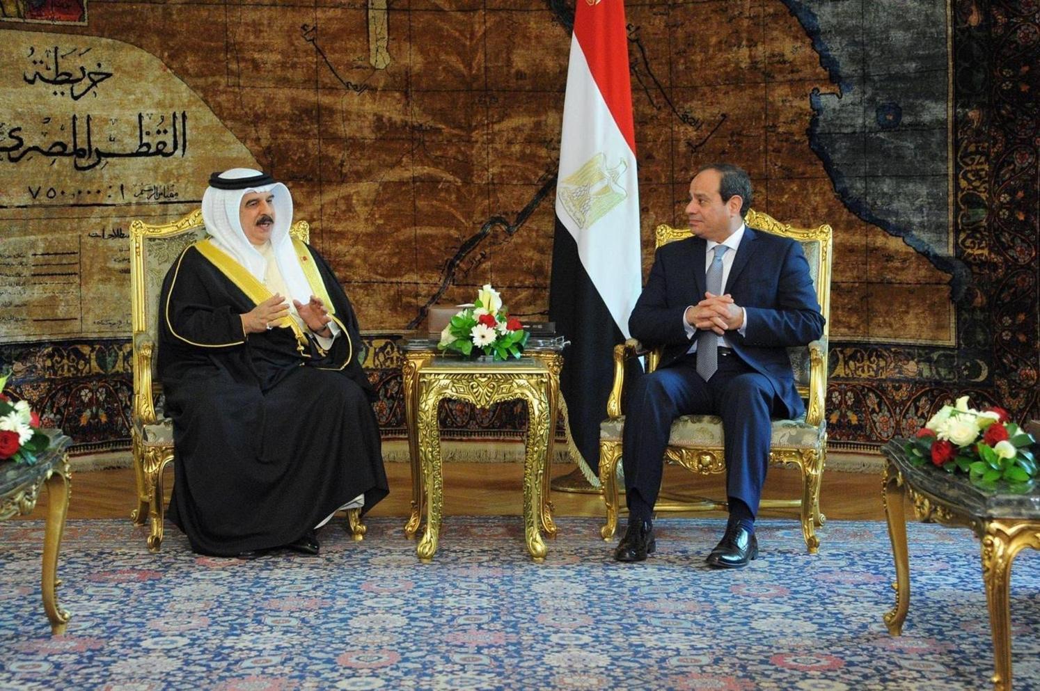 زعيما مصر والبحرين يشددان على التنفيذ الكامل لاتفاق وقف حرب غزة زعيما مصر والبحرين يشددان على التنفيذ الكامل لاتفاق وقف حرب غزة