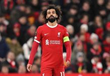 صلاح يتلقى عرضا براتب أسبوعي ضخم صلاح يتلقى عرضا براتب أسبوعي ضخم