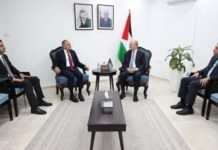 سفير مصر في رام الله يلتقي برئيس الوزراء الفلسطيني سفير مصر في رام الله يلتقي برئيس الوزراء الفلسطيني