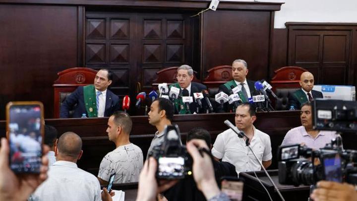 الأسباب الكاملة لتجميد انتخابات نادي قضاة مصر الأسباب الكاملة لتجميد انتخابات نادي قضاة مصر