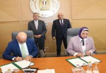 مصر والأردن توقعان عقد تبادل الطاقة الكهربائية لعام 2026 مصر والأردن توقعان عقد تبادل الطاقة الكهربائية لعام 2026