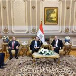 وزير الخارجية: المرحلة تتطلب تعزيز التعاون بين الحكومة والبرلمان وزير الخارجية: المرحلة تتطلب تعزيز التعاون بين الحكومة والبرلمان