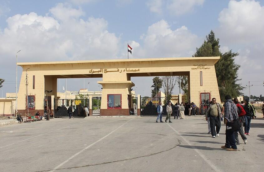 غضب مصري ورسائل شديدة اللهجة من القاهرة لتل أبيب بسبب معبر رفح غضب مصري ورسائل شديدة اللهجة من القاهرة لتل أبيب بسبب معبر رفح