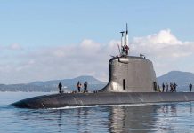 إسرائيل تراقب “مفاوضات الحسم” بين مصر وفرنسا حول “الباراكودا” إسرائيل تراقب "مفاوضات الحسم" بين مصر وفرنسا حول "الباراكودا"