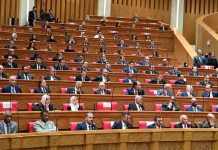 قاض يفوز برئاسة البرلمان المصري بعد 24 ساعة من تعيينه قاض يفوز برئاسة البرلمان المصري بعد 24 ساعة من تعيينه