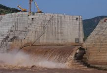 ترامب يطلب من القاهرة مقابل حل أزمة سد النهضة ترامب يطلب من القاهرة مقابل حل أزمة سد النهضة