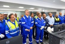 وزير البترول يتفقد الوحدات الإنتاجية لشركة القاهرة لتكرير البترول وزير البترول يتفقد الوحدات الإنتاجية لشركة القاهرة لتكرير البترول