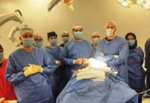 نجاح جراحة لإنقاذ مصاب بآلة حادة بالمخ نجاح جراحة لإنقاذ مصاب بآلة حادة بالمخ