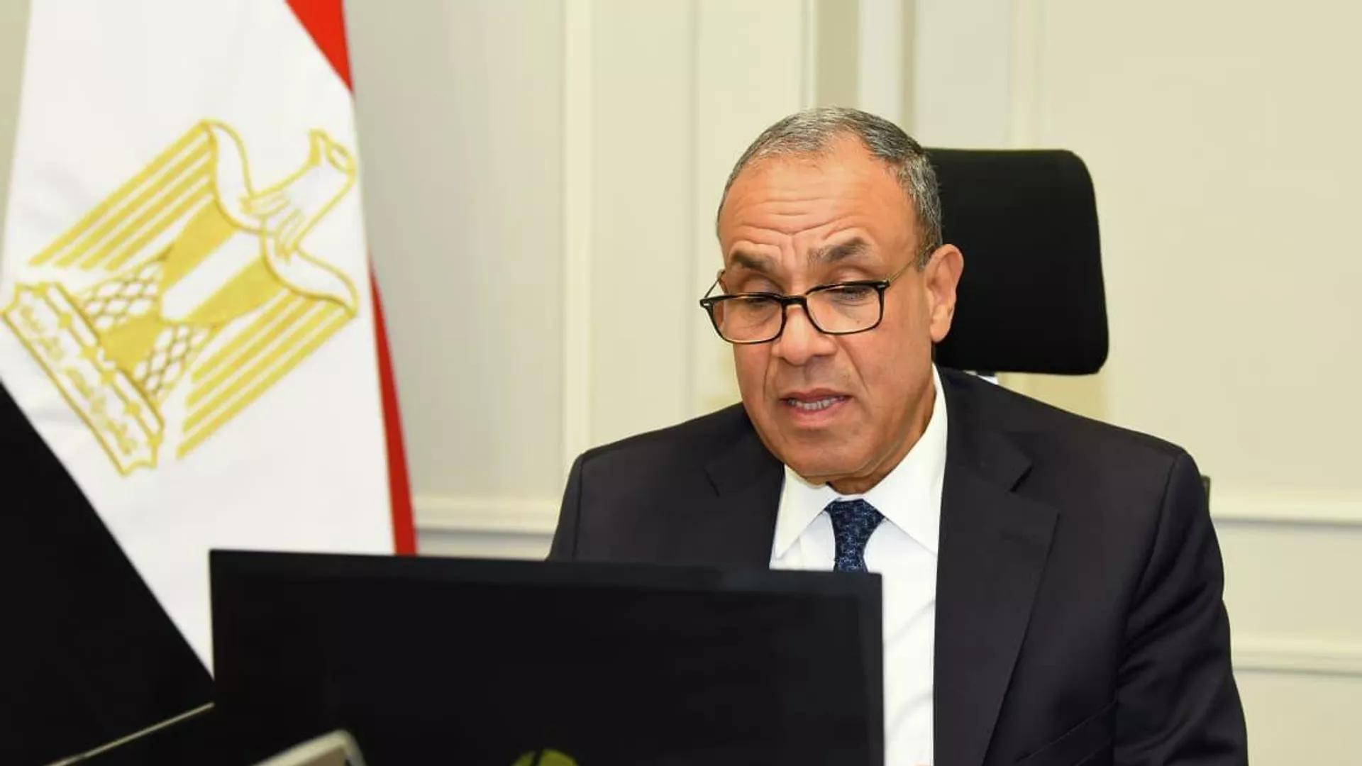 مصر وكينيا تعززان التعاون في الدفاع والأمن والموارد مصر وكينيا تعززان التعاون في الدفاع والأمن والموارد