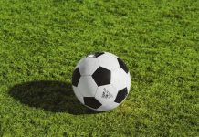 قرار كاف الرسمي بعد أحداث مباراة الأهلي والجيش المغربي قرار كاف الرسمي بعد أحداث مباراة الأهلي والجيش المغربي