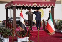 رئيس أركان الجيش المصري يواصل جولته الخليجية رئيس أركان الجيش المصري يواصل جولته الخليجية