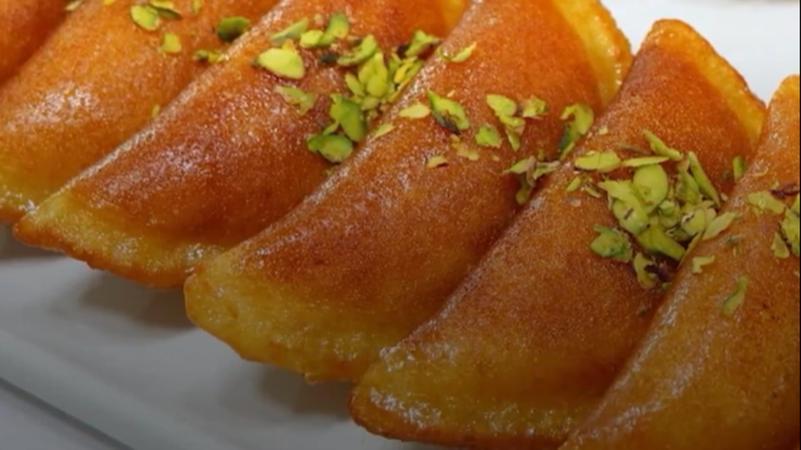 على مائدتك في رمضان.. اعرف أصل حكاية القطايف على مائدتك في رمضان.. اعرف أصل حكاية القطايف