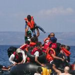 مصرع عدد من المصريين واختفاء آخرين جراء غرق مركب في البحر مصرع عدد من المصريين واختفاء آخرين جراء غرق مركب في البحر