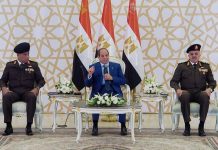 مصر.. السيسي يبحث مع قادة الجيش التطورات في المنطقة مصر.. السيسي يبحث مع قادة الجيش التطورات في المنطقة