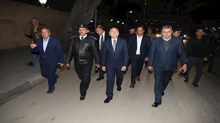 محافظ القاهرة يتابع تنفيذ قرار غلق المحال لليوم الثالث محافظ القاهرة يتابع تنفيذ قرار غلق المحال لليوم الثالث