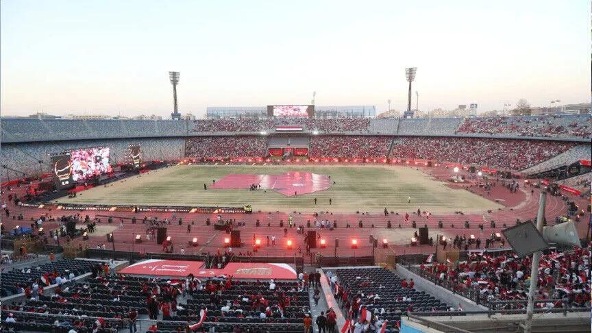علم فلسطين يخطف الأضواء باحتفال تكريم منتخب مصر بعد المونديال علم فلسطين يخطف الأضواء باحتفال تكريم منتخب مصر بعد المونديال