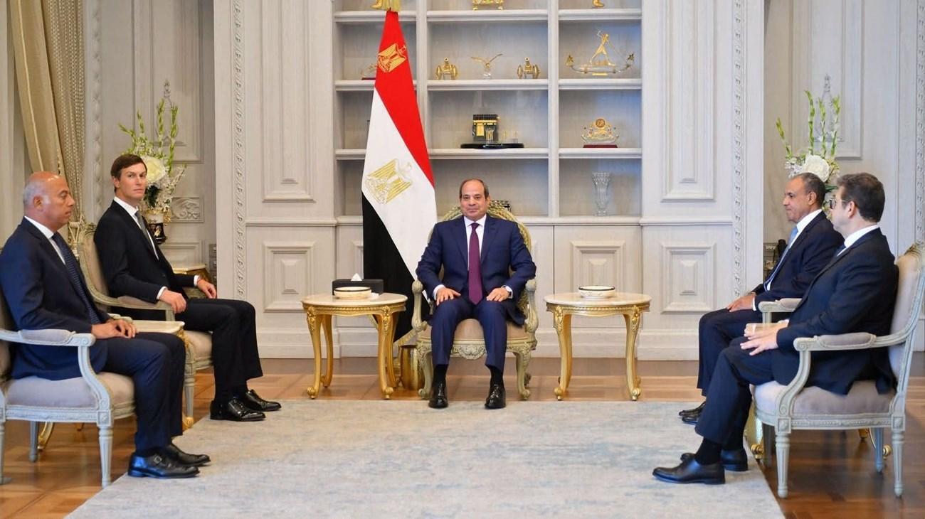 مبعوثان للرئيس الأميركي في مصر لدفع خطة غزة مبعوثان للرئيس الأميركي في مصر لدفع خطة غزة