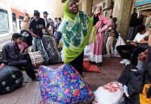 980 سودانيا يغادرون مصر إلى بلادهم ضمن برنامج العودة الطوعية 980 سودانيا يغادرون مصر إلى بلادهم ضمن برنامج العودة الطوعية