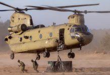 مصر تتسلم أول دفعة من مروحيات شينوك CH-47F مصر تتسلم أول دفعة من مروحيات شينوك CH-47F
