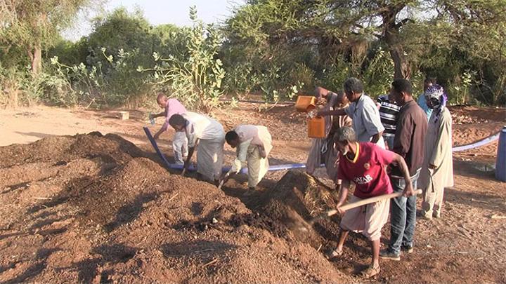 Ministries of Agriculture and Marine Resources empower farmers to use bio-fertilizers and bio-pesticides Ministries of Agriculture and Marine Resources empower farmers to use bio-fertilizers and bio-pesticides