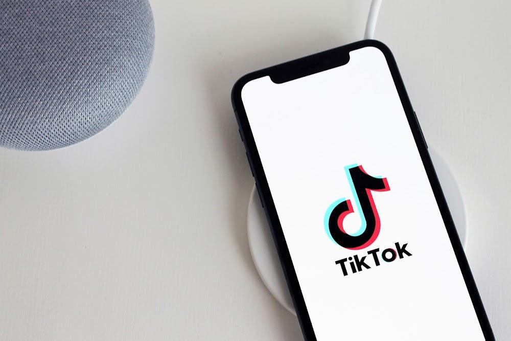 TikTok is testing an age restriction function for livestreams