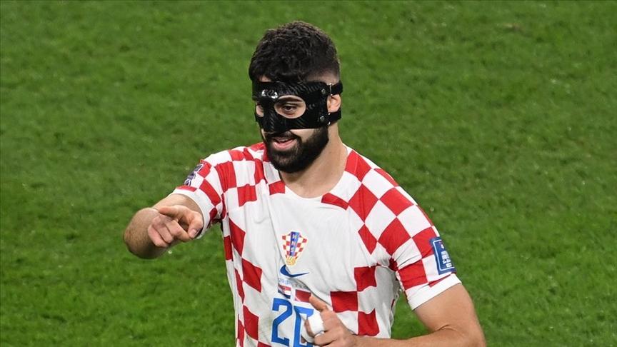 Croatian defender Gvardiol donates his Leipzig jersey for quake victims in Türkiye Croatian defender Gvardiol donates his Leipzig jersey for quake victims in Türkiye