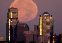 Hunter’s Moon delight skywatchers across the world Hunter's Moon delight skywatchers across the world