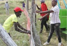 Scores injured as two rival groups fight over land