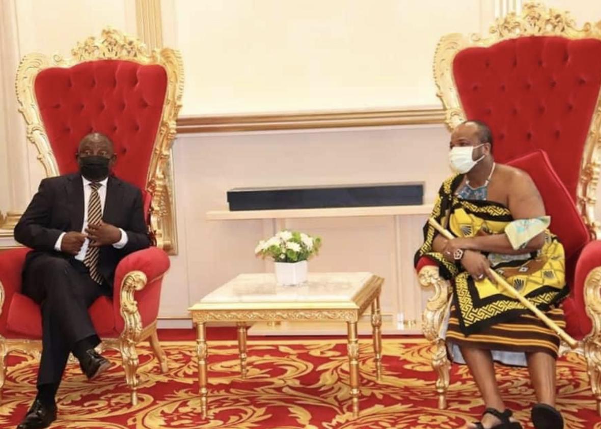 Mswati refuses to attend SADC Summit on eSwatini crisis,intensify shooting of pro-democracy protestors. Mswati refuses to attend SADC Summit on eSwatini crisis,intensify shooting of pro-democracy protestors.