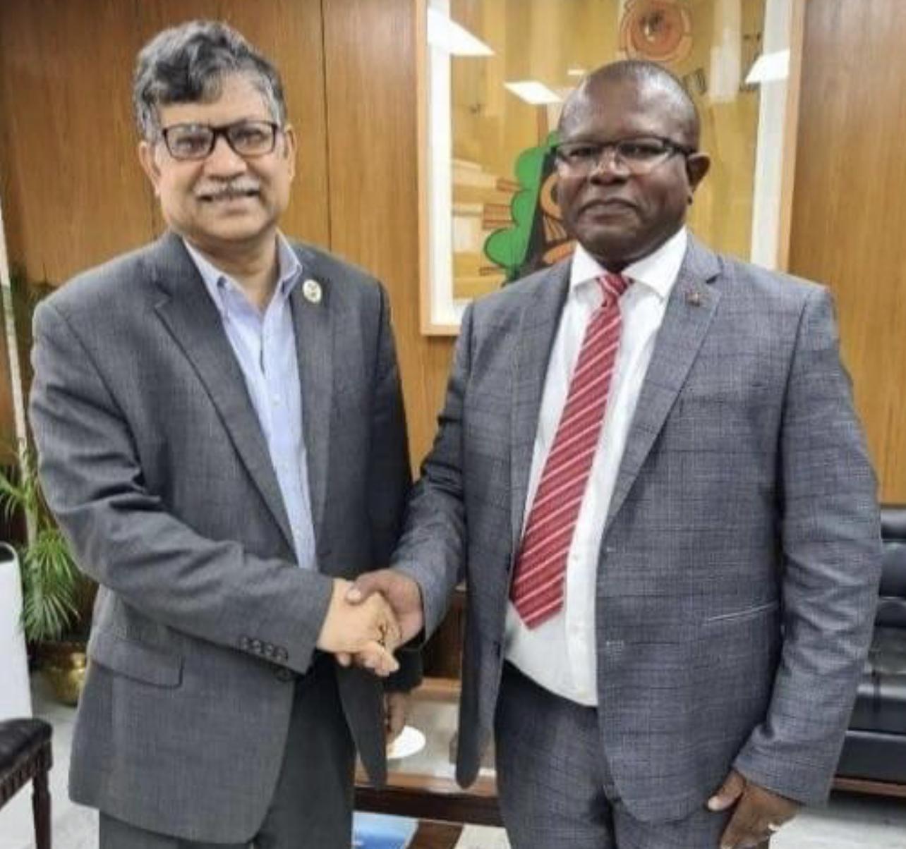 Commerce Minister Manqoba Khumalo engage Bangladesh investors amid political crisis in eSwatini Commerce Minister Manqoba Khumalo engage Bangladesh investors amid political crisis in eSwatini