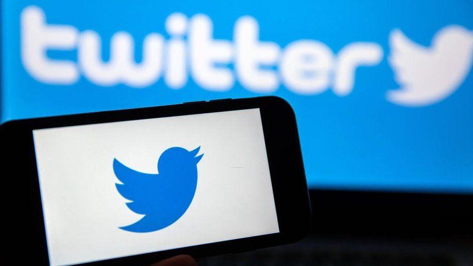 Thousands of users report Twitter outage as app breaks down Thousands of users report Twitter outage as app breaks down