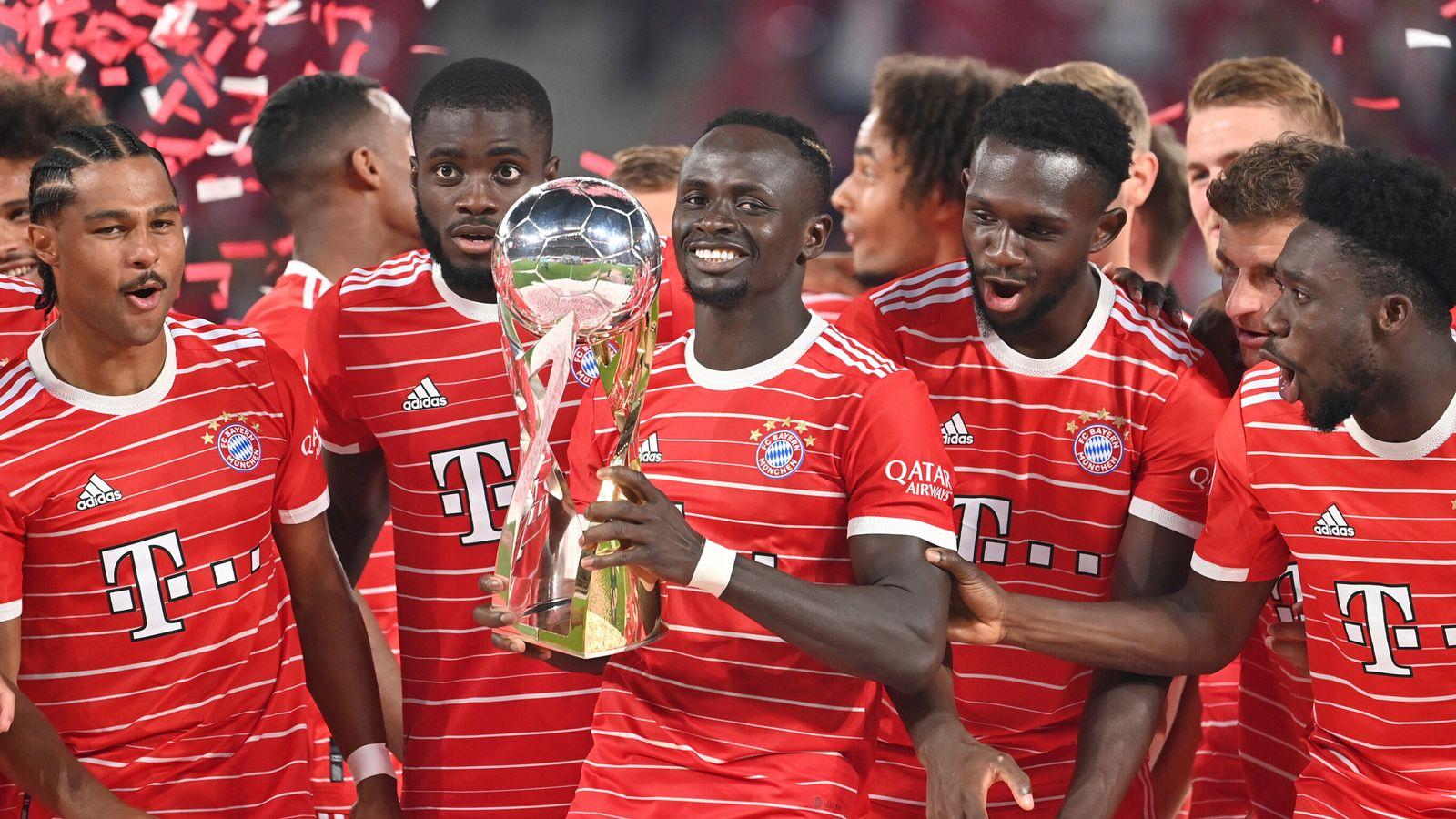 Sadio Mané gives a show with Sadio Mané gives a show with