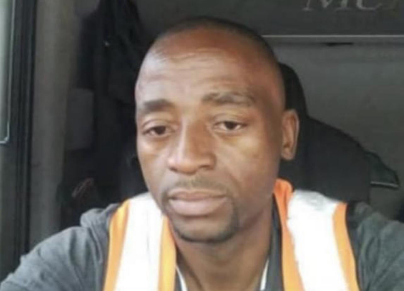 Parsons Transport contributes only R5,000.00 for truck driver who died on duty, Director says it’s a private matter Parsons Transport contributes only R5,000.00 for truck driver who died on duty, Director says it’s a private matter