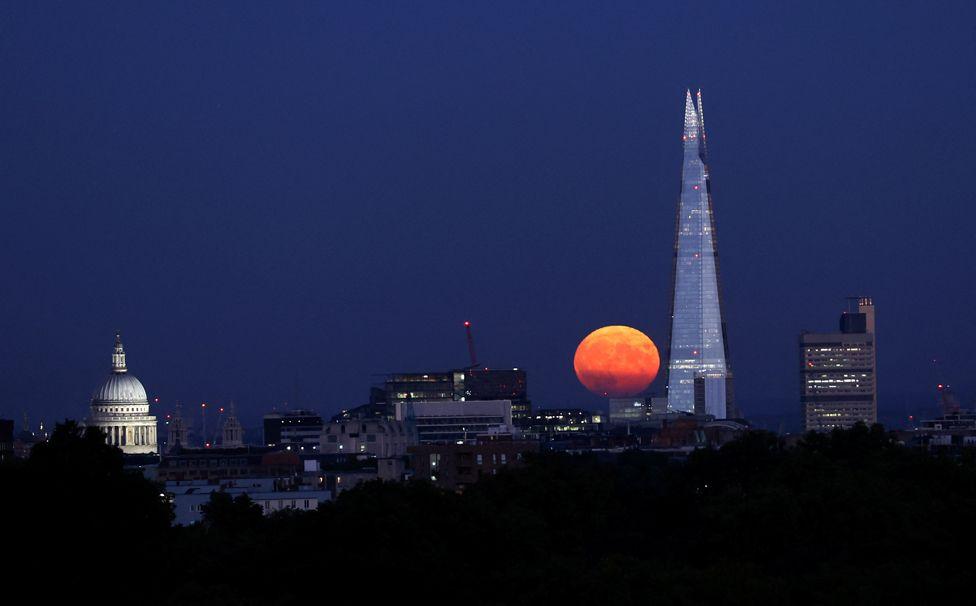 In pictures: Stunning Sturgeon Moon lights up the skies In pictures: Stunning Sturgeon Moon lights up the skies