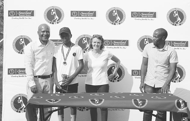 KENYAN EXPERT FOR TENNIS COURSE KENYAN EXPERT FOR TENNIS COURSE