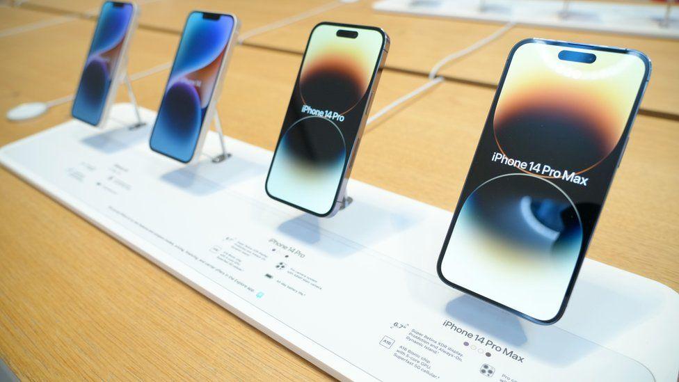 Covid restrictions hit iPhone maker Foxconn Covid restrictions hit iPhone maker Foxconn