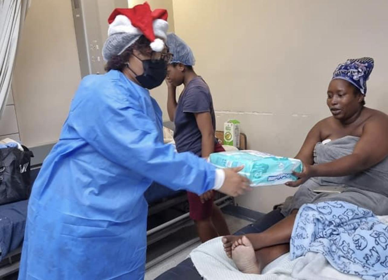 Health Minister Lizzie Nkosi donates disposable nappies to mothers of Christmas babies Health Minister Lizzie Nkosi donates disposable nappies to mothers of Christmas babies