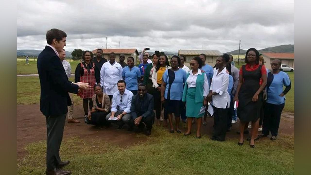 US EMBASSY VISITS CLINICS US EMBASSY VISITS CLINICS