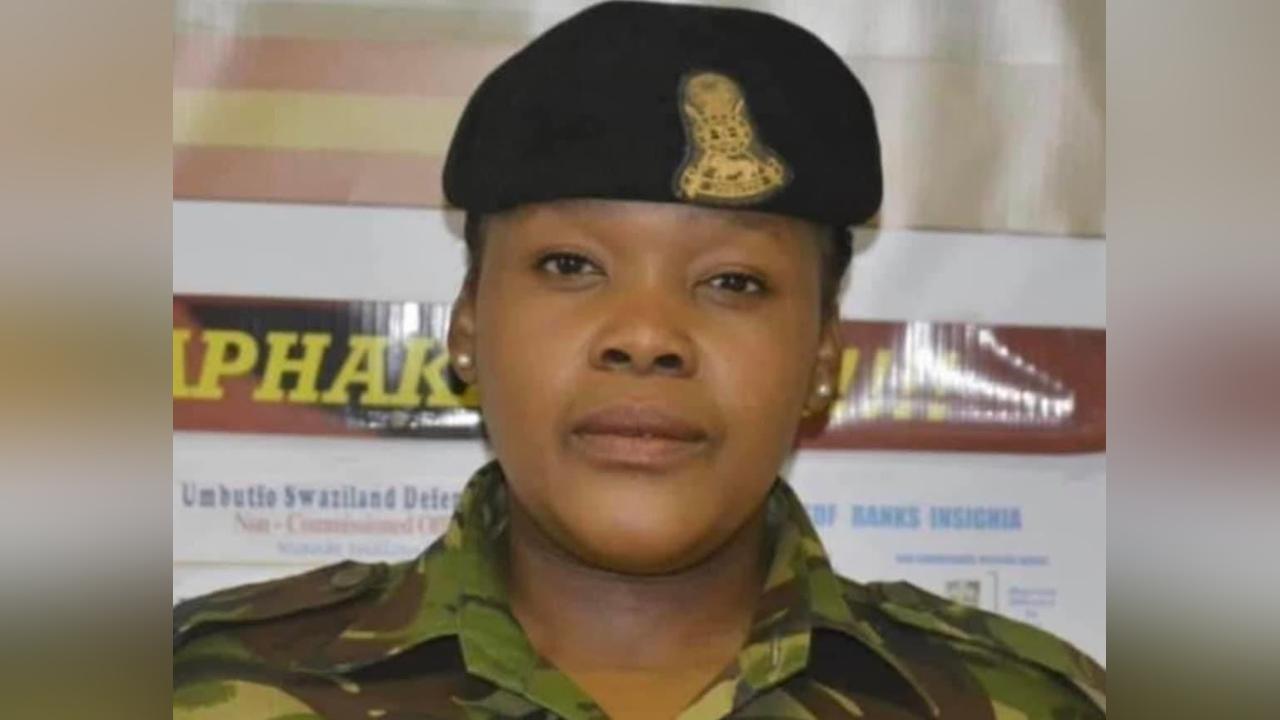 ARMY SPOKESPERSON LIEUTENANT TENGETILE KHUMALO: Alleged shooting and killing case of Amen Mavimbela by soldiers handed over to the police ARMY SPOKESPERSON LIEUTENANT TENGETILE KHUMALO: Alleged shooting and killing case of Amen Mavimbela by soldiers handed over to the police