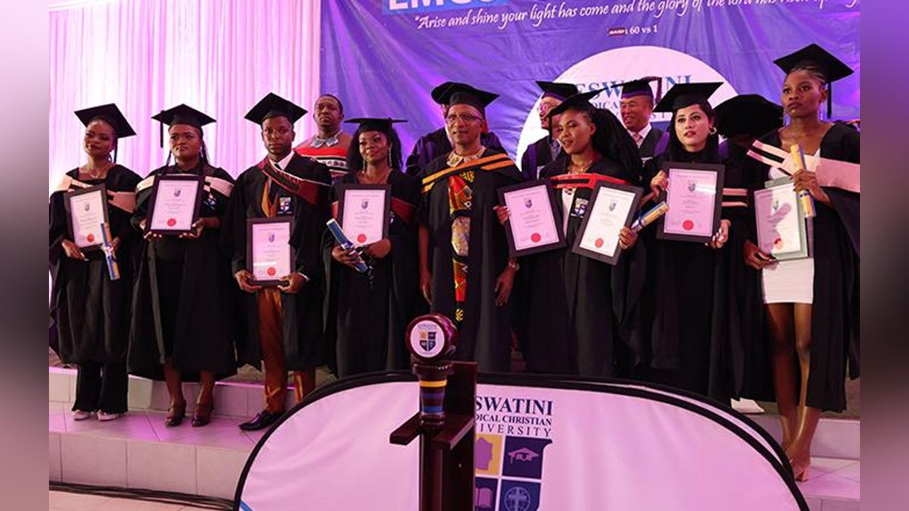 PRIME MINISTER WISHES EMCU CLASS OF 2022 WELL PRIME MINISTER WISHES EMCU CLASS OF 2022 WELL