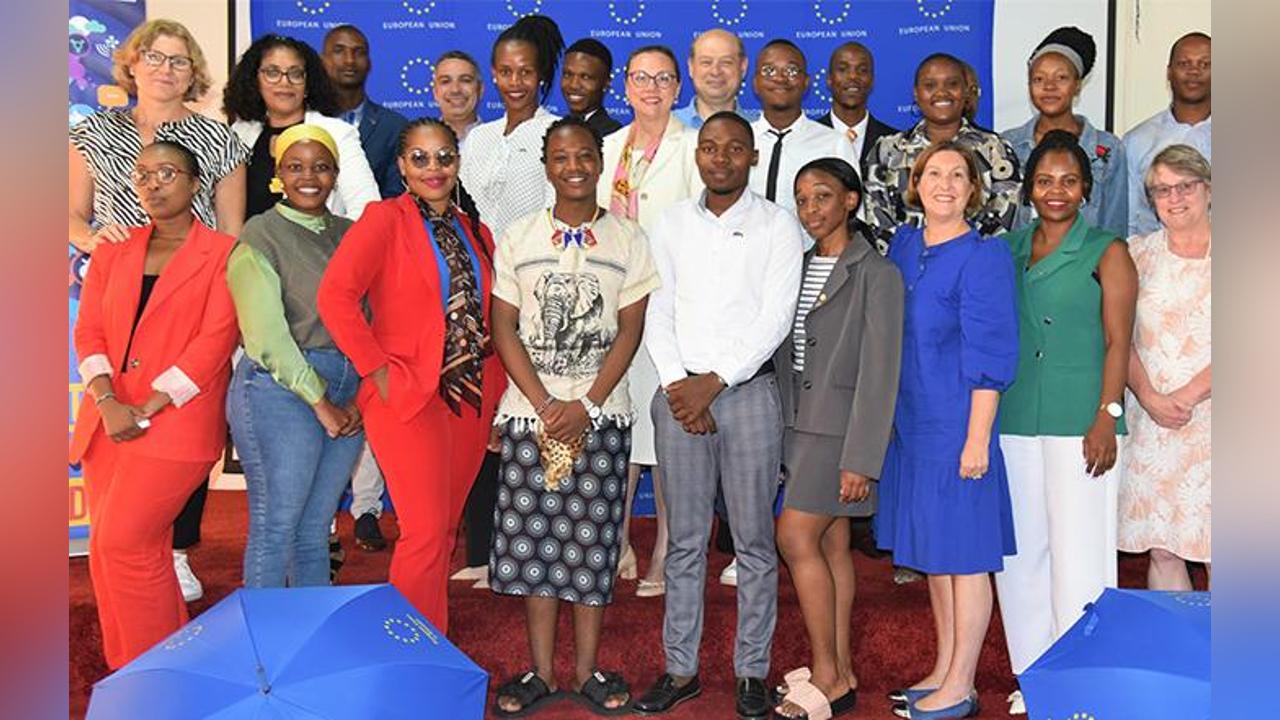 GOVERNMENT CELEBRATES ESTABLISHMENT OF YOUTH BOARD GOVERNMENT CELEBRATES ESTABLISHMENT OF YOUTH BOARD