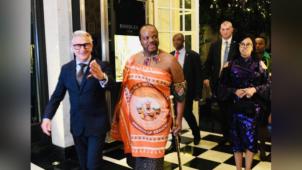 LETFU SONKHE CHAIRMAN MANDLA HLATSWAKO: Costs of King Mswati’s one trip to the United Kingdom(UK)could have purchased drugs for Mbabane Hospital LETFU SONKHE CHAIRMAN MANDLA HLATSWAKO: Costs of King Mswati’s one trip to the United Kingdom(UK)could have purchased drugs for Mbabane Hospital